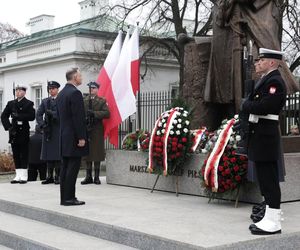 Prezydent złożył wieńce przed pomnikiem