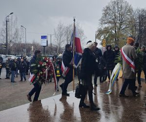 Pogrzeb Jana Furtoka w Katowicach. Tłumy kibiców i działaczy żegna legendę GKS Katowice