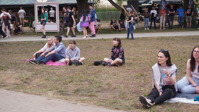 Kortowiada 2024. Drugi dzień koncertów na plaży przyciągnął tłumy. Zobacz zdjęcia!