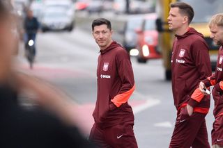 Wojciech Szczęsny przeokrutnie zadrwił z Roberta Lewandowskiego. Zrobił to przed milionami kibiców