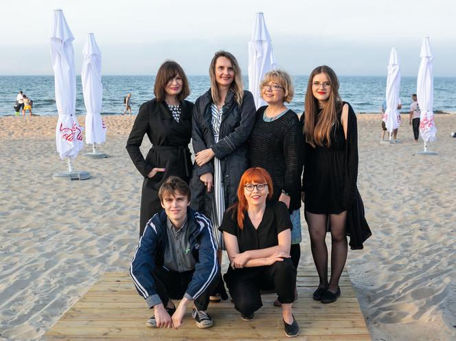 Uczestnicy spotkania Starzy na Plaży w Sopocie