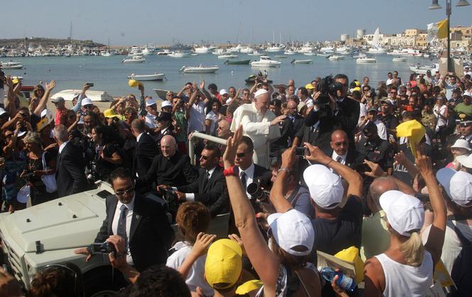 Papież Franciszek na Lampedusie