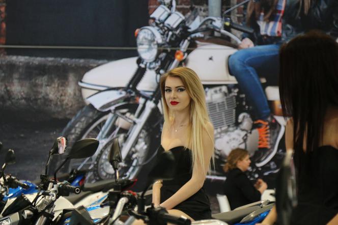Dziewczyny z Motor Show Poznań 2016