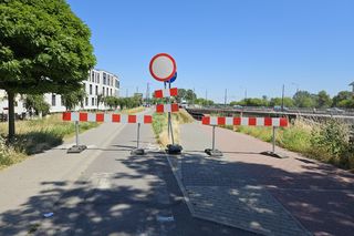 Rowerzyści na al. Unii Lubelskiej nie mają łatwo