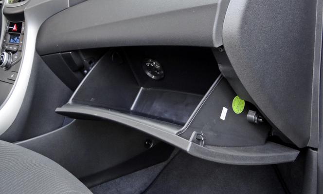 Hyundai Elantra 1.6 MPI w wersji Style
