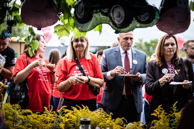 Obrońcy Szkoły we Wiaczyniu podczas Dożynek 2025
