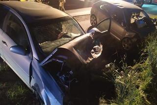Zderzenie dwóch aut w Wojnowie! Kierowcy byli uwięzieni w środku [ZDJĘCIA]