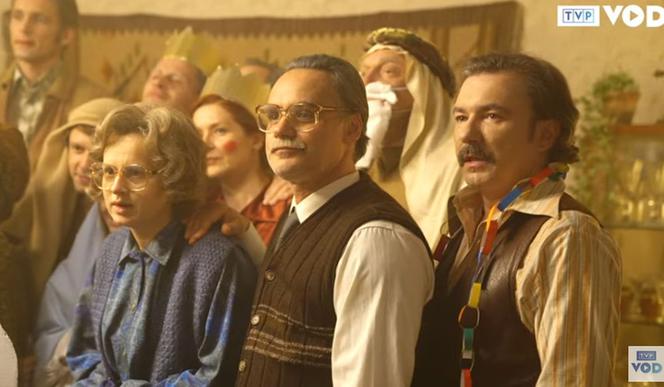 Stulecie Winnych 4 sezon. Andzia (Barbara Wypych), Stanisław (Jan Wieczorkowski), Jerzyk (Jerzy Andrzejewski) 