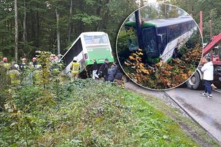 Wypadek autobusu pełnego uczniów w powiecie puckim! Zderzył się z ciężarówką i wjechał do rowu. Są ranni