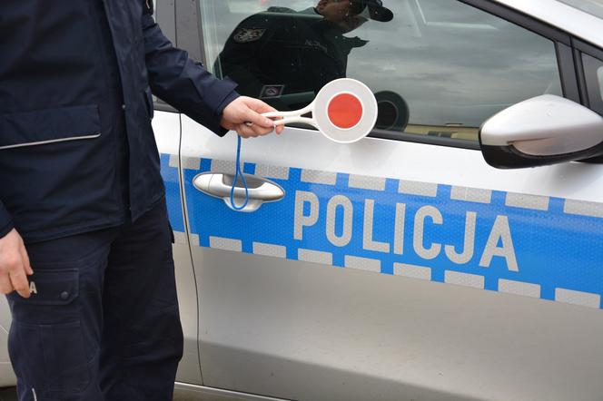 Policjanci z koszalińskiej Grupy SPEED mieli pracowity weekend. Odebrali aż 5 praw jazdy