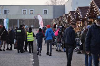 Magia świąt w Fordonie! Trwa Akademicki Jarmark Bożonarodzeniowy [ZDJĘCIA]