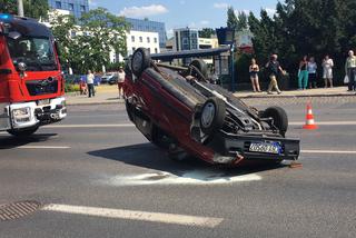 Dachowanie obok ronda Jagiellonów w Bydgoszczy [ZDJĘCIA]