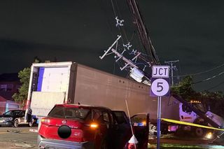 Ciężarówka wjechała w budynek w New JErsey. 50 ewakuowanych