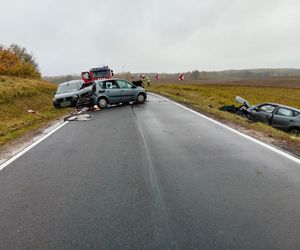 Trzy samochody zderzyły się w Baranowie. Wśród rannych 7-letnie dziecko