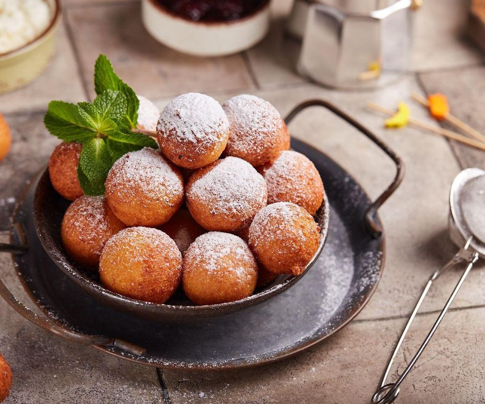 Przepis na oszukane pączki. Pyszne i gotowe w mniej niż 30 minut