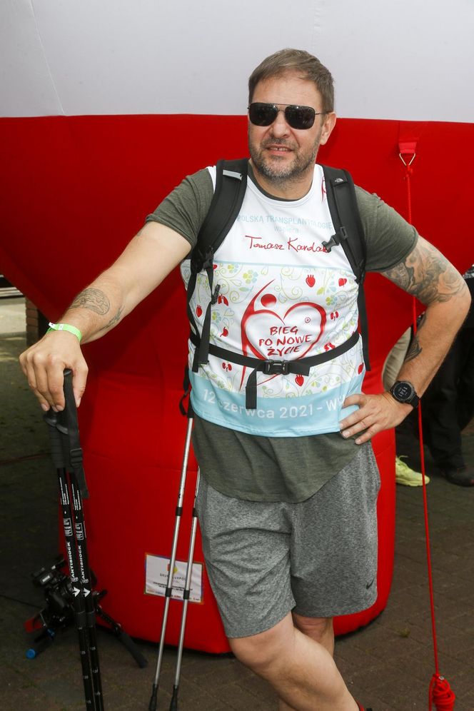 Tomasz Karolak ma dziś urodziny. Za te role fani pokochali go najbardziej!