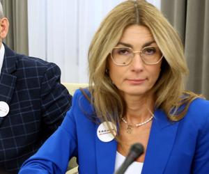 Nauczycielka ujawnia brutalną prawdę o zarobkach. To jest dramat! Celowe ośmieszenie
