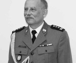 Inspektor Dariusz Krzesicki odszedł na wieczną służbę. Ostatnie pożegnanie zmarłego policjanta