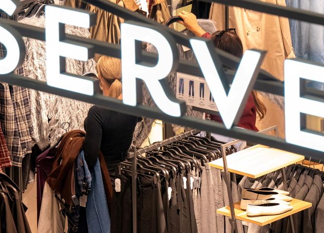 Marta Nawrocka na zakupach. Pierwsza dama ubiera się w sieciówkach