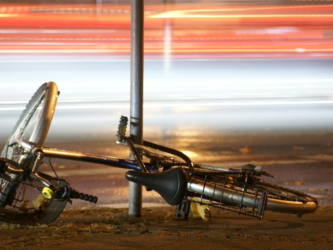 Łomża: Wypadek pijanej rowerzystki. Karetka pogotowia zabrała ją do szpitala
