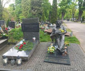 Aleja Zasłużonych Doły