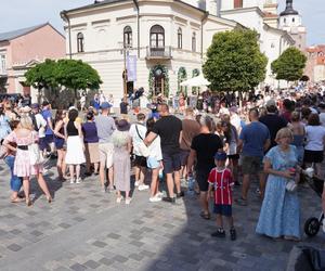 Takie „cyrki” to tylko w Lublinie! Trwa Carnaval Sztumistrzów. ZDJĘCIA z trzeciego dnia cyrkowego święta