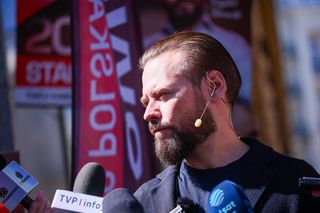 Krzysztof Stanowski składa podpisy pod swoją kandydaturą do PKW Warszawa, 04.04.2025