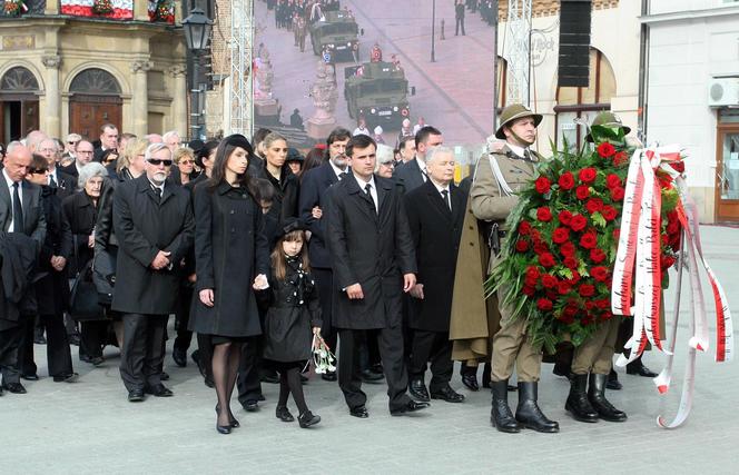 Rocznica pogrzebu Lecha i Marii Kaczyńskich na Wawelu