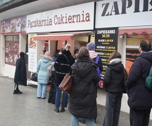 Tłusty Czwartek w Olsztynie. Długie kolejki do cukierni. Jakie pączki olsztynianie wybierają najczęściej?