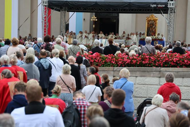 75 lat temu obraz Matki Boskiej w Lublinie zapłakał. Wierni uczcili rocznicę „Cudu lubelskiego” procesją różańcową