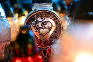 Andrychów. Znicze ku pamięci zmarłej 14-latki