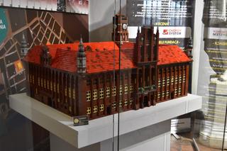 Ratusz z klocków lego