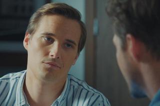 M jak miłość odc. 1760. Marcin (Mikołaj Roznerski), Olek (Maurycy Popiel)