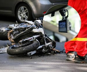 Motocyklista wyleciał w powietrze i spadł na samochód. Szokujące nagranie
