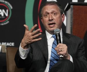 Nowojorski rewident aresztowany przez ICE!