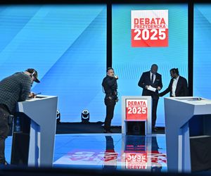 Ostatnie chwile przed debatą kandydatów