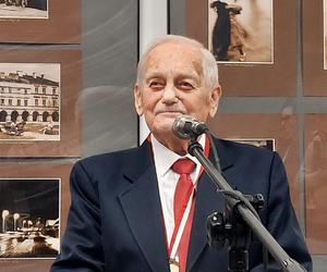 90. Niezwykła wystawa fotograficzna Stanisława Orłowskiego [ZDJĘCIA]
