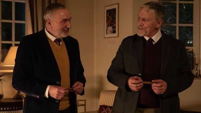 Barwy szczęścia odc. 3164. Andrzej Zastoja-Modelski (Leon Charewicz),  Antoni Kiryłło (Cezary Nowak)