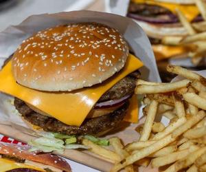 „Arcydzieło wśród burgerów”