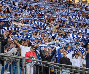 Lech Poznań - Legia Warszawa. Zdjęcia kibiców