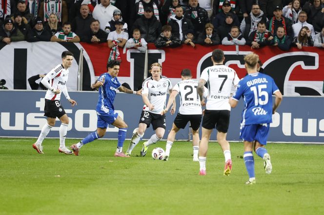 Legia Warszawa - Lech Poznań: Zdjęcia kibiców z klasyku i 13. kolejki PKO BP Ekstraklasy