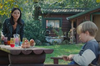 M jak miłość odc. 1837. Szymek (Staś Szczypiński), Iza (Adriana Kalska)