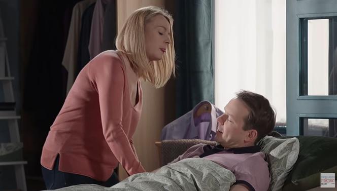 Pierwsza miłość. Mateusz (Lesław Żurek), Emilka (Anna Ilczuk)
