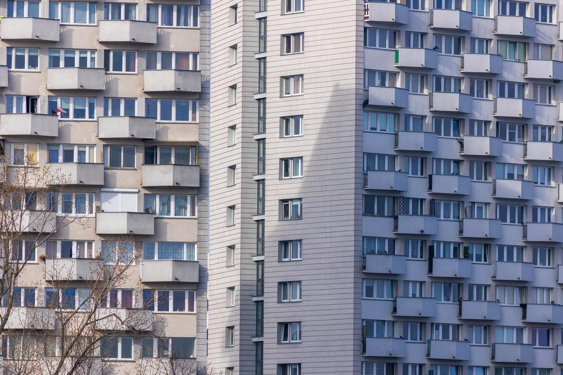Iksy z Osiedla Torwar - zdjęcia. Jedne z najpiękniejszych bloków PRL w Warszawie