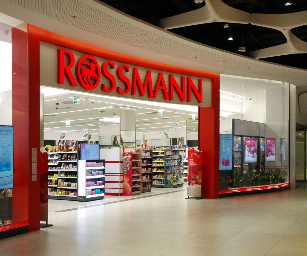 Najlepsze perfumy z Rossmanna na lato. Te kobiece, lekkie zapachy sprawdzą się idealnie na upały