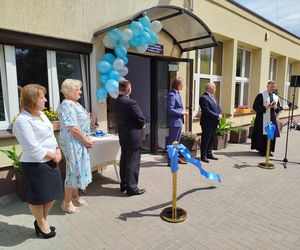 Przez lata ŚDS w Siedlcach działał w dwóch lokalizacjach, teraz już oficjalnie funkcjonuje w jednym miejscu, w budynkach dostosowanych do potrzeb osób z niepełnosprawnościami. 