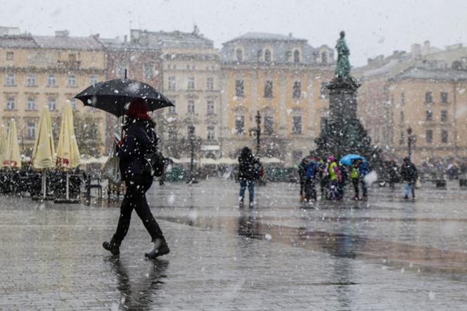 Pogoda długoterminowa - LISTOPAD. Czy w Polsce spadnie śnieg?