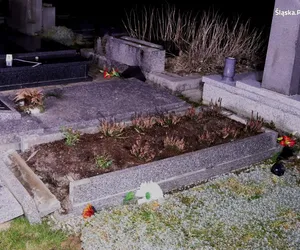 Zdewastowany cmentarz w Kozakowicach: sprawca sam zgłosił się na policję