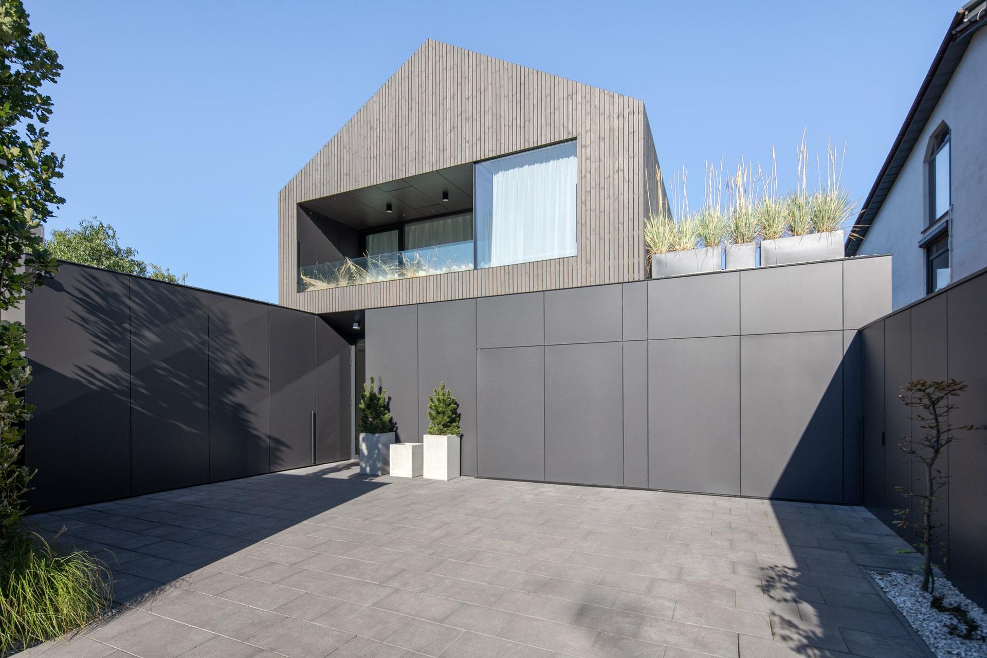 Dom Pomiędzy na Zielonym Ursynowie