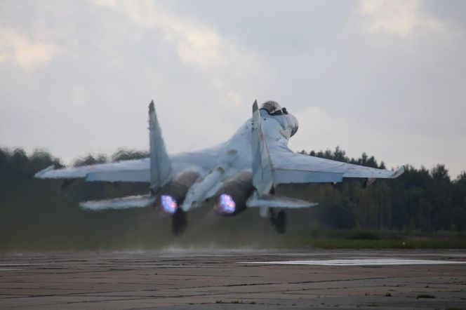 Samolot Su-27